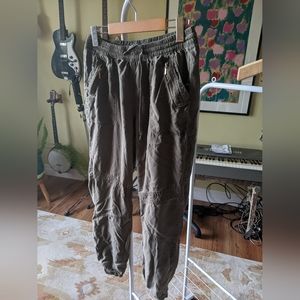 Army Green cargo pants, dress pants, jogger pants